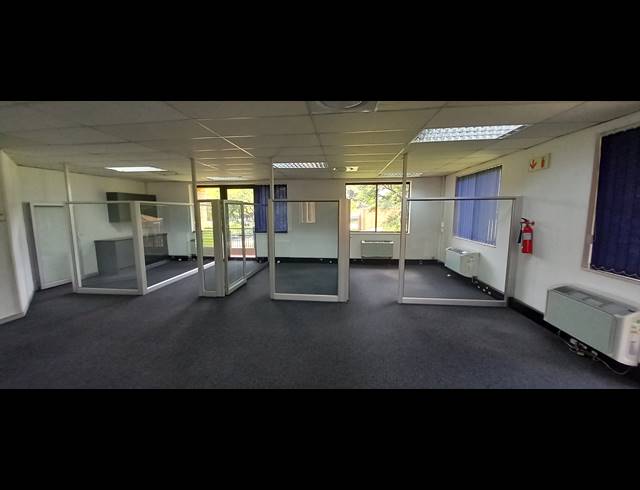 151M² OFFICE TO LET IN BRYANSTON